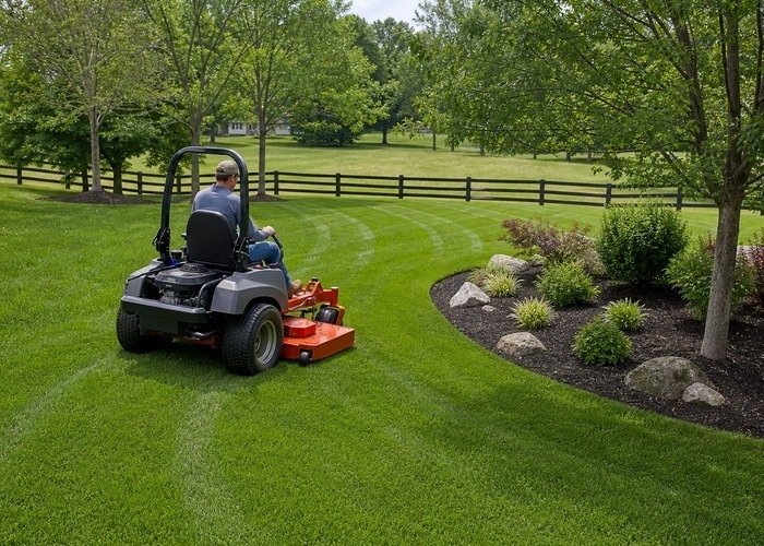 best lawn mower for hills featured image for SeekMach machinery guide